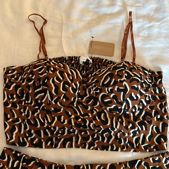 NWT Vestique 2-piece Set - Picture 2 of 8